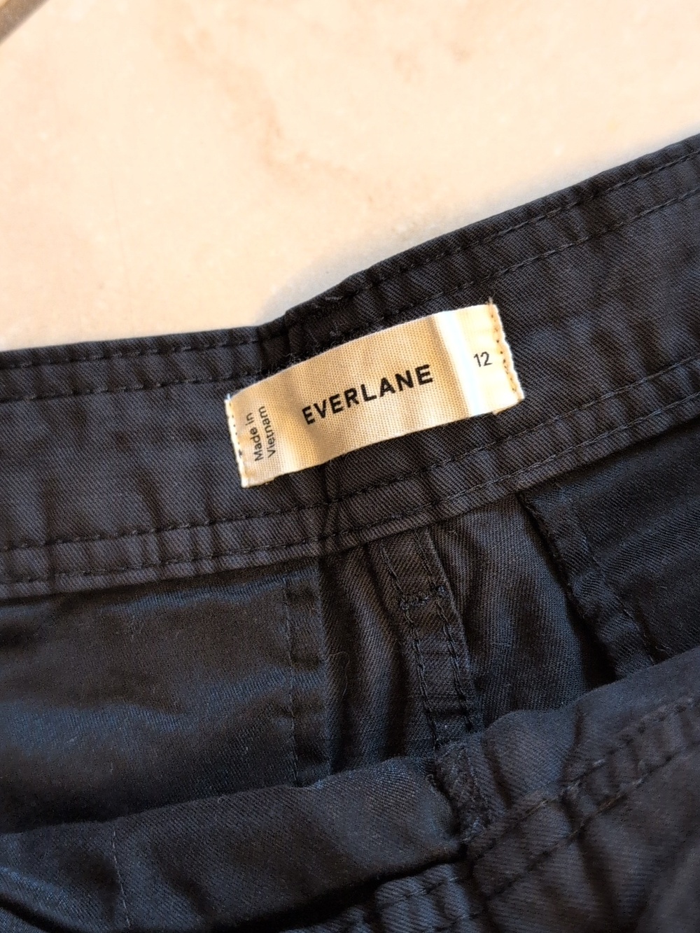 NWT Everlane The Everywhere Pant Pleated Barrel Leg Black Organic Cotton Size 12 - Picture 5 of 15